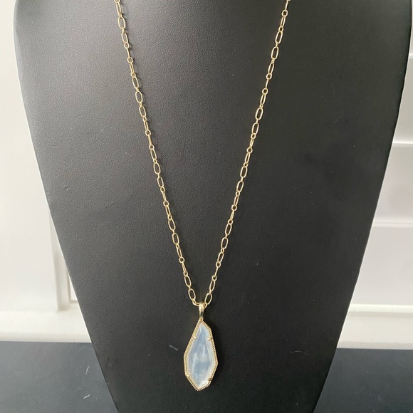 Kendra Scott NWOT Mother of Pearl Necklace - Picture 3 of 4